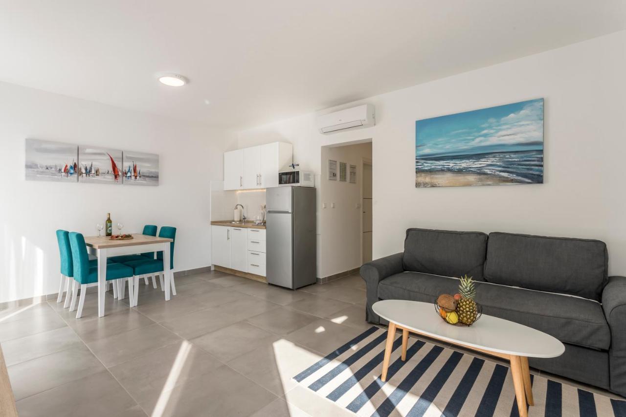 Villa Maya Marusici  Экстерьер фото